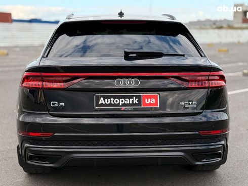 Audi Q8 2021 черный - фото 11