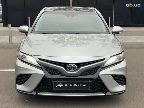 Toyota Camry 2018 - фото 6