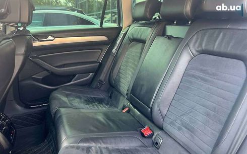 Volkswagen Passat 2015 - фото 25