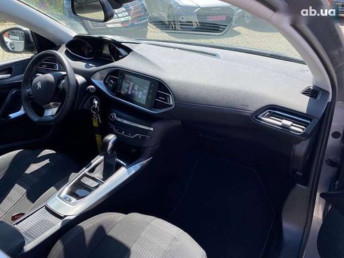 Peugeot 308 2015 - фото 9