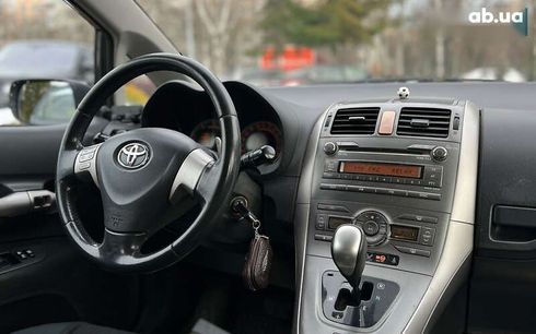Toyota Auris 2007 - фото 17