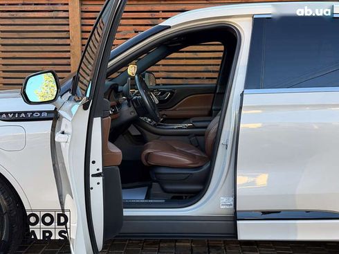 Lincoln Aviator 2020 - фото 21