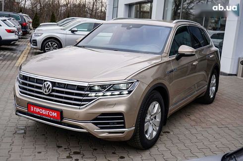 Volkswagen Touareg 2019 - фото 8