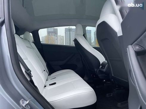 Tesla Model Y 2024 - фото 27