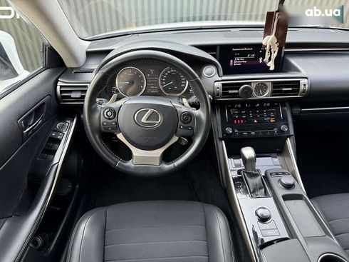 Lexus IS 2013 - фото 28