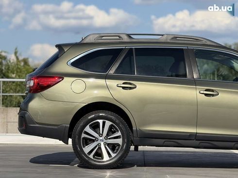 Subaru Outback 2017 - фото 11
