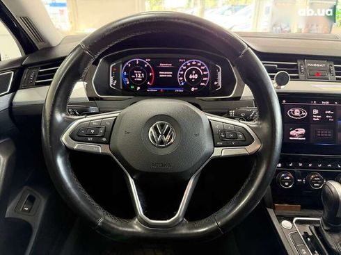 Volkswagen Passat 2019 - фото 22