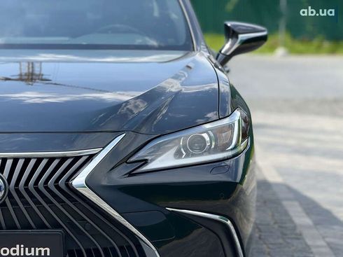 Lexus ES 2019 - фото 2