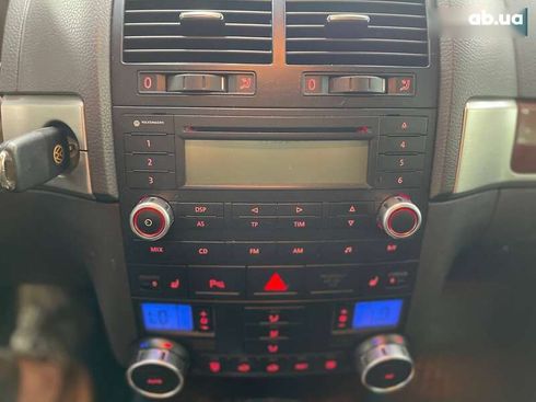 Volkswagen Touareg 2009 - фото 25