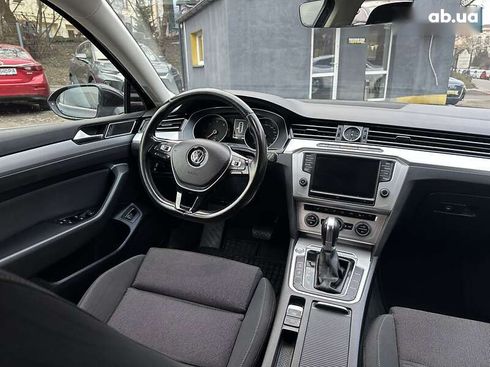 Volkswagen Passat 2016 - фото 26