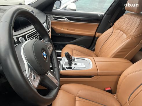 BMW 7 серия 2020 - фото 27