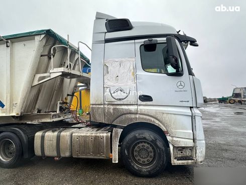 Mercedes-Benz 1824 2014 - фото 20