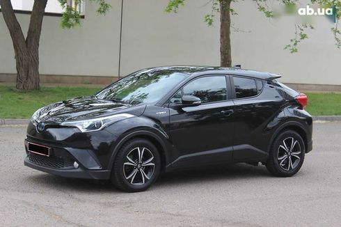 Toyota C-HR 2019 - фото 14
