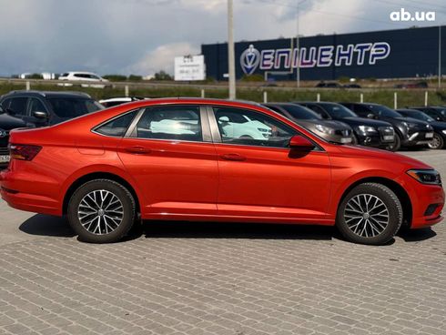 Volkswagen Jetta 2019 красный - фото 17