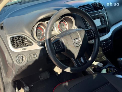 Dodge Journey 2018 красный - фото 17