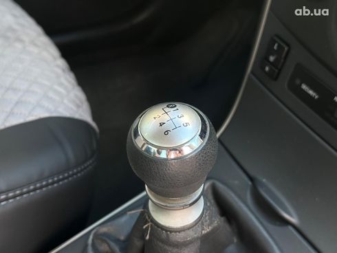 Toyota Corolla 2009 красный - фото 45