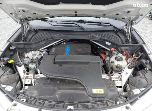 BMW X5 2016 белый - фото 14