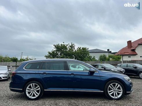 Volkswagen Passat 2022 - фото 9