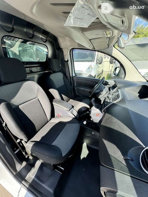 Renault Kangoo 2019 - фото 15