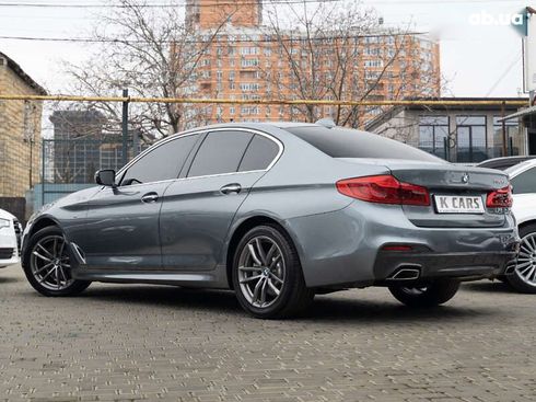 BMW 5 серия 2017 - фото 4