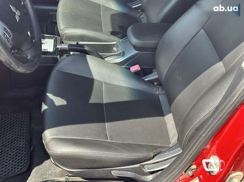 Mitsubishi Lancer 2016 - фото 12