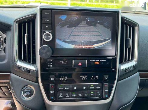 Toyota Land Cruiser 2018 - фото 22