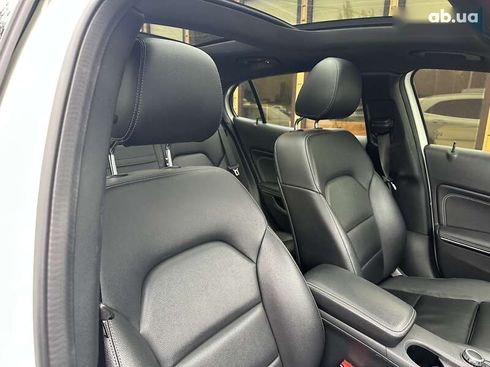 Mercedes-Benz GLA-Класс 2016 - фото 30