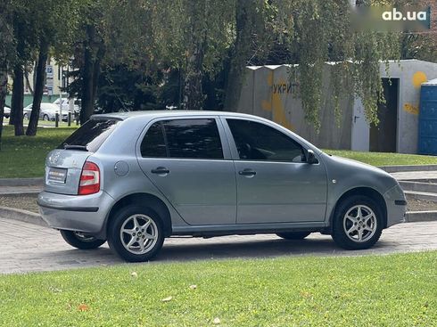Skoda Fabia 2005 - фото 12
