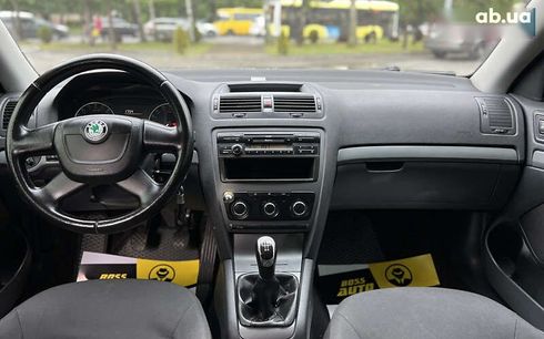 Skoda Octavia 2011 - фото 13