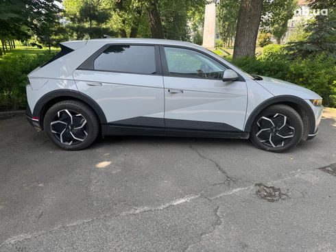 Hyundai Ioniq 5 2023 серый - фото 5