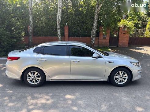 Kia K5 2017 - фото 7