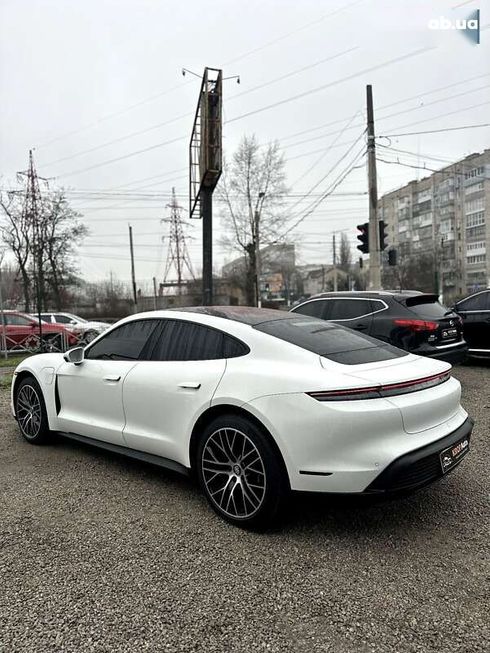 Porsche Taycan 2021 - фото 5