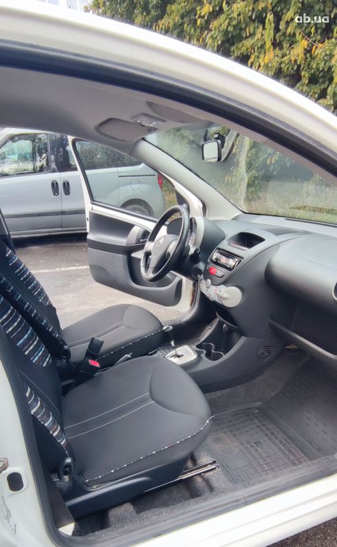 Citroёn C1 2014 белый - фото 11