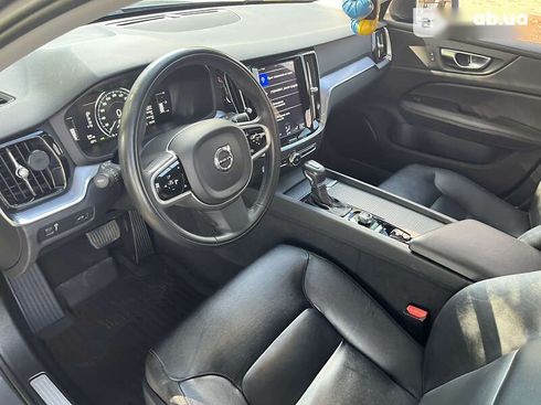 Volvo S60 2019 - фото 30