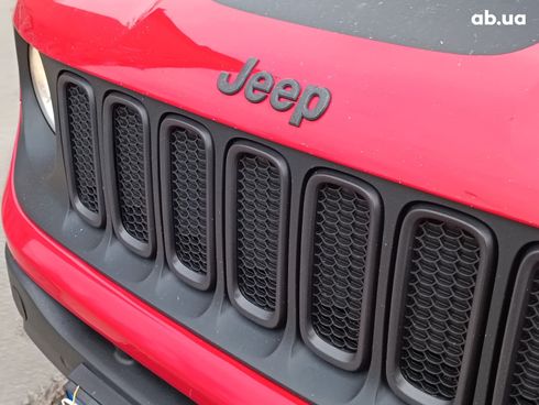 Jeep Renegade 2016 красный - фото 10