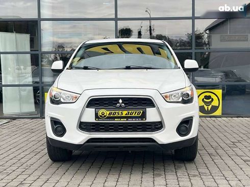 Mitsubishi Outlander 2013 - фото 2