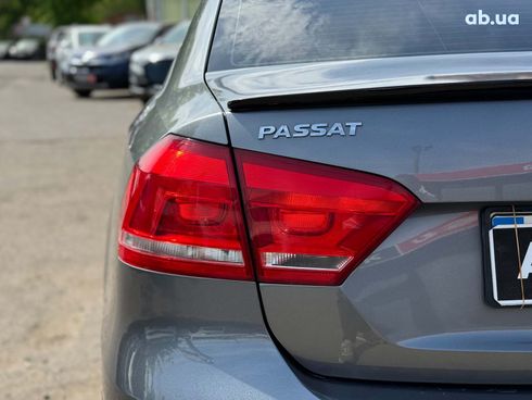 Volkswagen Passat 2015 серый - фото 14