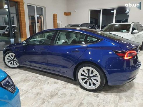 Tesla Model 3 2023 - фото 18