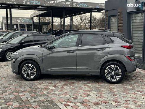 Hyundai Kona Electric 2021 - фото 7