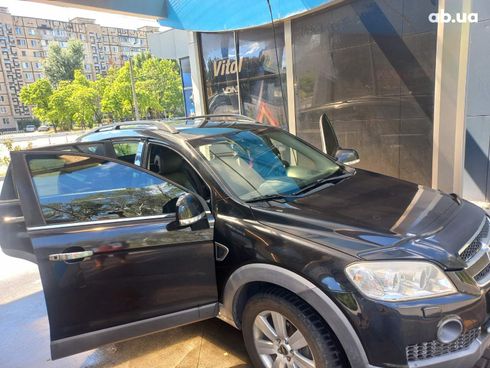 Chevrolet Captiva 2008 черный - фото 10