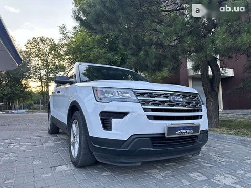 Ford Explorer 2018 - фото 2