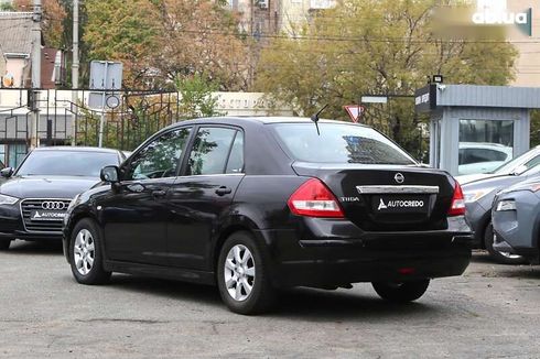 Nissan Tiida 2010 - фото 6