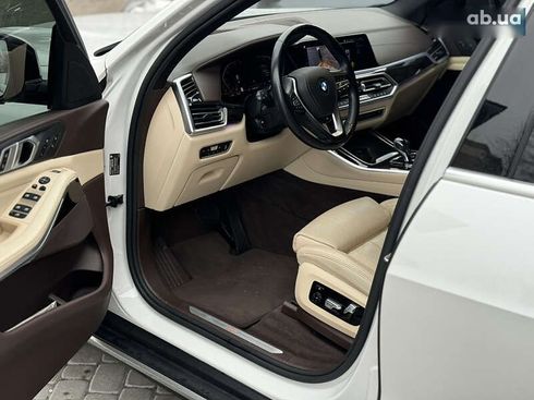 BMW X5 2019 - фото 30