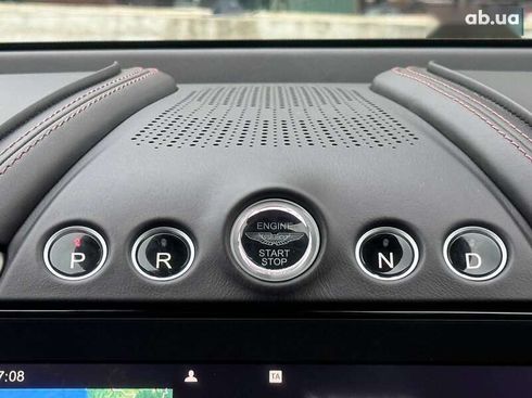 Aston Martin DBX 2021 - фото 26