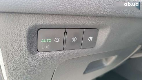 Skoda Octavia 2021 - фото 9