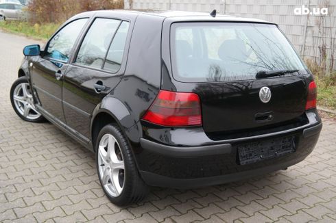 Volkswagen Golf 2002 черный - фото 8