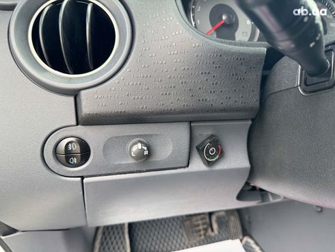 Mitsubishi Colt 2010 белый - фото 16