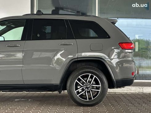 Jeep Grand Cherokee 2020 - фото 17