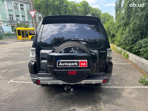 Mitsubishi Pajero Wagon 2007 черный - фото 7