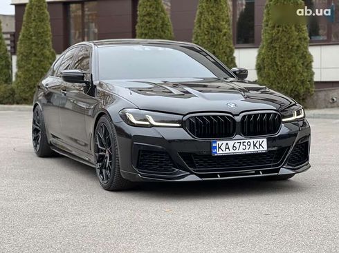 BMW 5 серия 2019 - фото 19